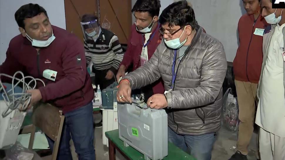 UP Assembly Election: जानिए, पहले चरण में कितना फीसद हुआ मतदान UP Assembly Election: जानिए, पहले चरण में कितना फीसद हुआ मतदान