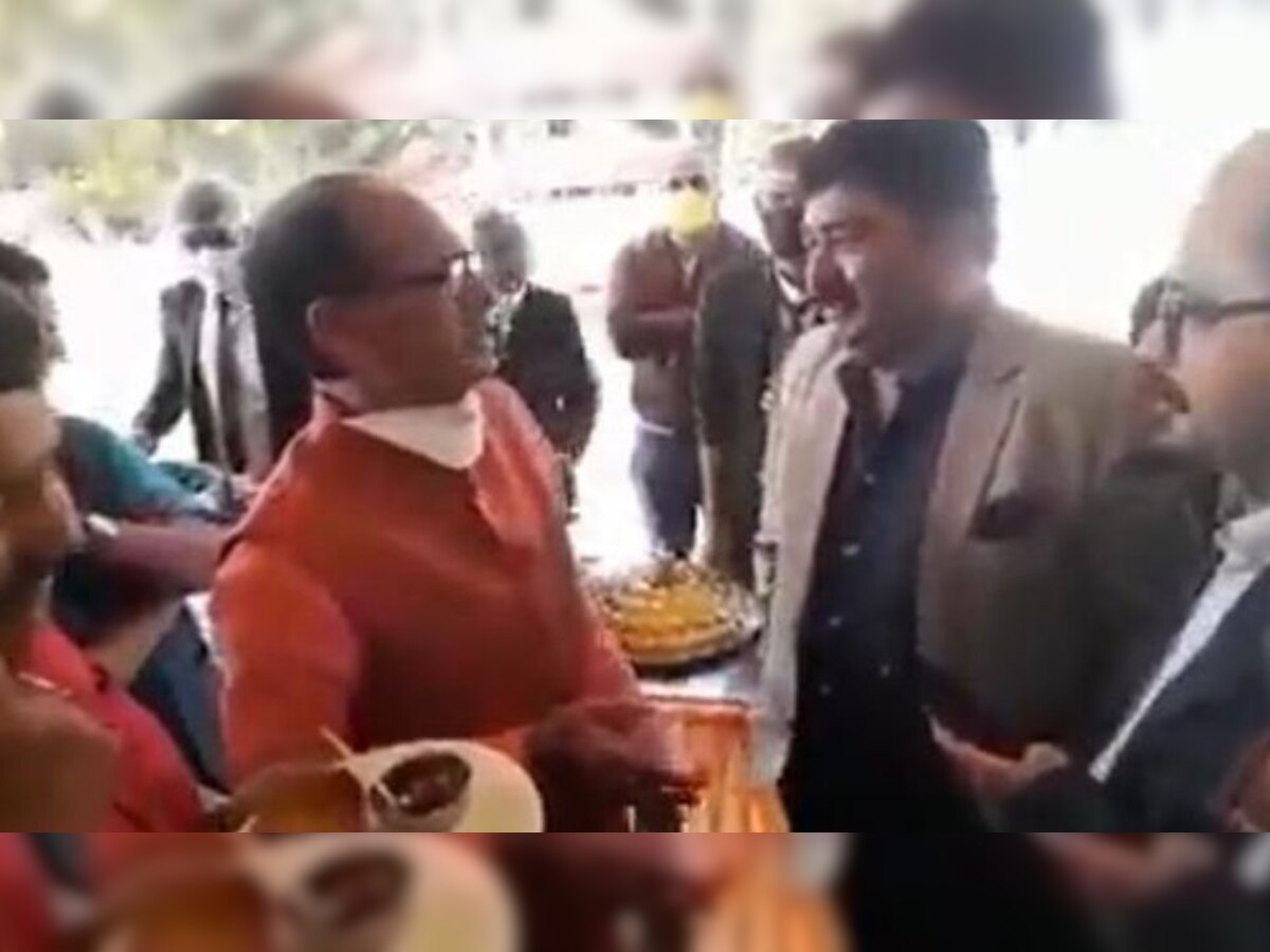 CM शिवराज का वीडियो वायरल, कहते दिखे UP में BJP की जीत पर संदेह नहीं, उत्तराखंड में थोड़ा....
