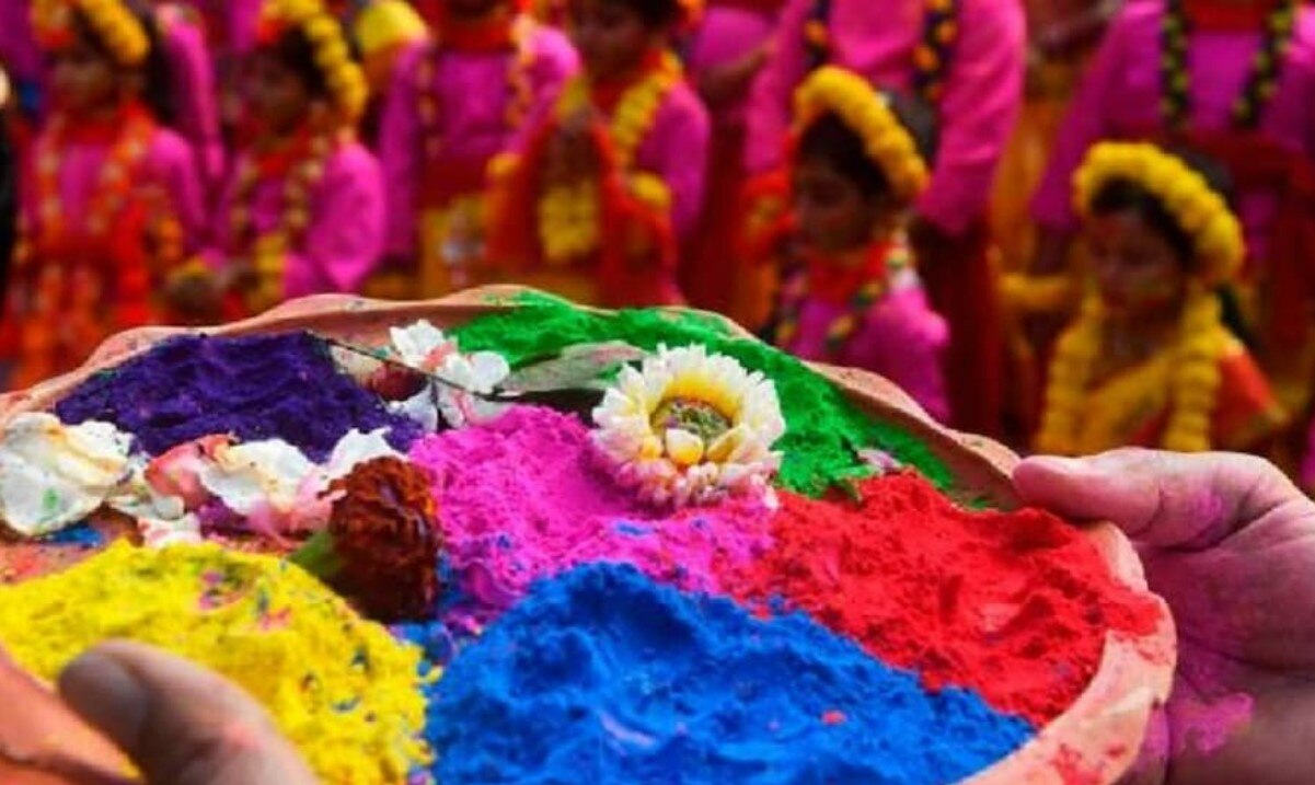 Holi 2022: होली कब है? जानिए होलिका दहन का शुभ मुहूर्त कितने बजे है