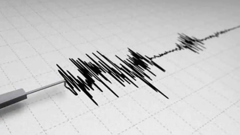 Earthquake in Uttarakhand: उत्तराखंड के उत्तरकाशी में महसूस किए गए भूकंप के झटके, यहां है भूकंप का केंद्र