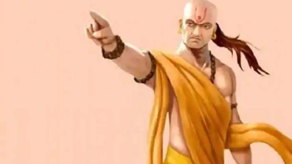 chanakya niti for happy life do not live among such people life ...