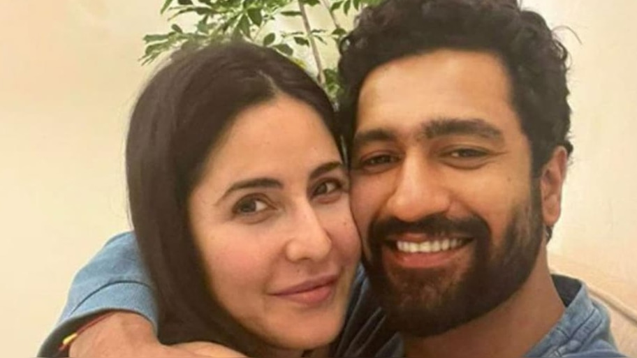 Valentine's day: खास मौके पर कुछ इस तरह नज़र आए विक्की और कैटरीना; एक्ट्रेस ने लिखा प्यार भरा मैसेज