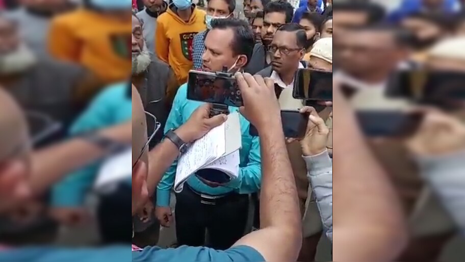 Video: "इस पोलिंग बूथ पर साइकिल का बटन दबाने पर निकलती है कमल की पर्ची"; पार्टी ने की शिकायत