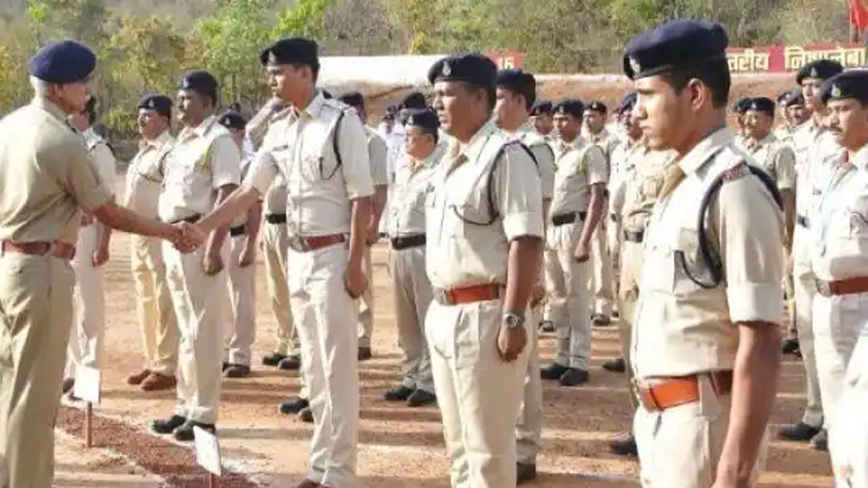 JSSC Police Constable Bharti 2022: 10वीं पास करें अप्लाई; मिलेगी 63200 तक सैलरी JSSC Police Constable Bharti 2022: 10वीं पास करें अप्लाई; मिलेगी 63200 तक सैलरी