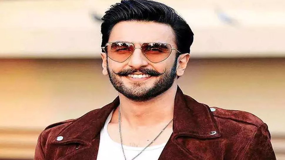 Ranveer Singh अपनी डाइट में रखते हैं मर्दाना ताकत बढ़ाने वाली ये चीज़; खुद ने किया खुलासा Ranveer Singh अपनी डाइट में रखते हैं मर्दाना ताकत बढ़ाने वाली ये चीज़; खुद ने किया खुलासा