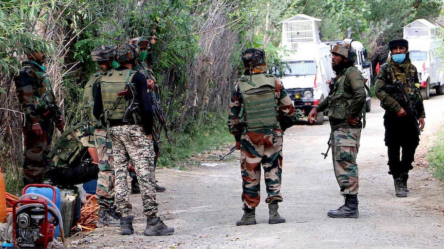 Jammu Kashmir: श्रीनगर में आतंकियों ने किया ग्रेनेड हमला; एक जवान घायल