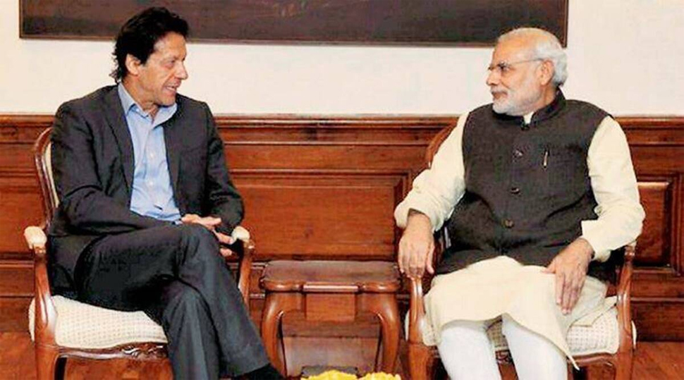 प्रधानमंत्री नरेंद्र मोदी के साथ टीवी पर बहस करना चाहते हैं इमरान खान, कही यह बड़ी बातें प्रधानमंत्री नरेंद्र मोदी के साथ टीवी पर बहस करना चाहते हैं इमरान खान, कही यह बड़ी बातें
