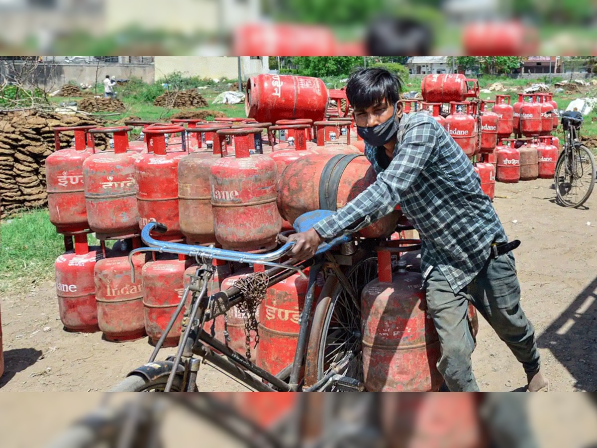 LPG कस्‍टमर्स के ल‍िए बड़ी खुशखबरी, स‍िलेंडर के साथ ये सामान लाएंगे ड‍िलीवरी वाले भैया