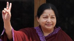 फटी हुई साड़ी में मीडिया के सामने आ गईं थीं जयललिता, बन गईं द्रविड़ राजनीति का चेहरा