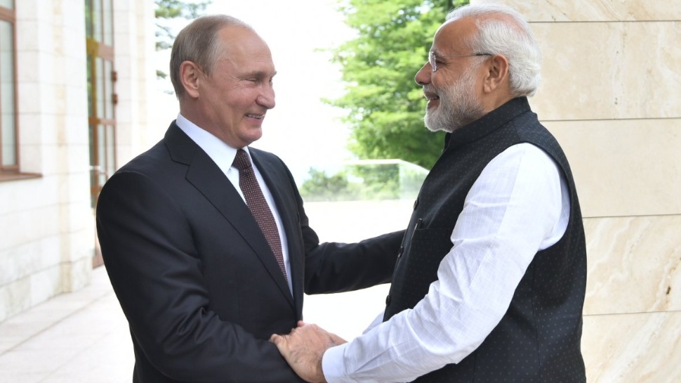 Russia-Ukraine war: PM मोदी ने की पुतिन से बात, 'हिंसा को तत्काल बंद करने' की अपील की Russia-Ukraine war: PM मोदी ने की पुतिन से बात, 'हिंसा को तत्काल बंद करने' की अपील की