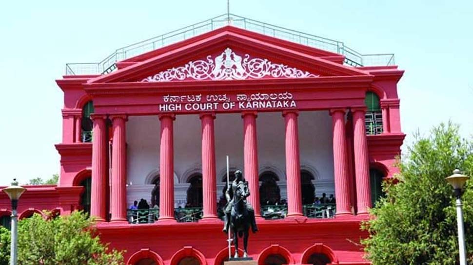 कर्नाटक हाईकोर्ट में ‘हिजाब’ मामले में सुनवाई पूरी; फैसला सुरक्षित रखा कर्नाटक हाईकोर्ट में ‘हिजाब’ मामले में सुनवाई पूरी; फैसला सुरक्षित रखा