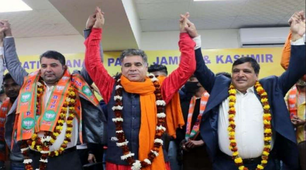 Ghulam Nabi Azad Nephew Mubashir Azad Joins Bjp In Jammu Kashmir He Was 