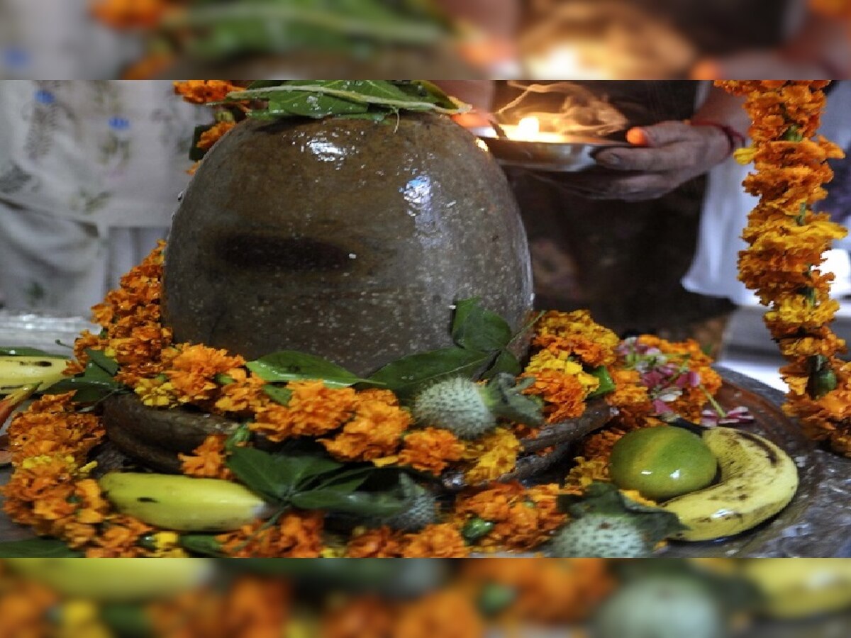 Maha Shivratri 2022: भगवान शिव को क्यों चढ़ाते हैं भांग और धतूरा? समुद्र मंथन से जुड़ी है इसकी रोचक कहानी