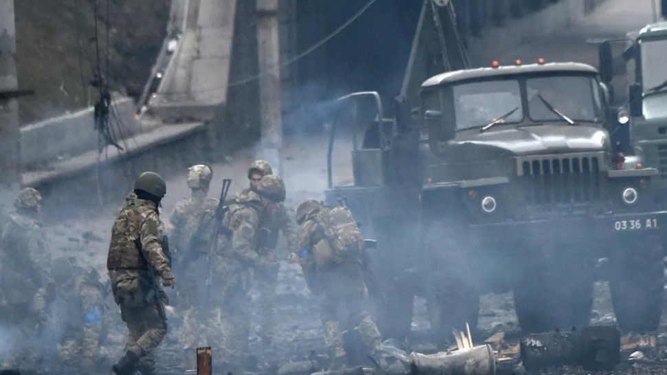 Russia-Ukraine war: रूस के जवाब में यूक्रेन की संसद ने लागू किया यह कानून; पड़ेगा बड़ा प्रभाव! Russia-Ukraine war: रूस के जवाब में यूक्रेन की संसद ने लागू किया यह कानून; पड़ेगा बड़ा प्रभाव!