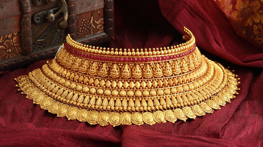 Gold Price: ऑल टाइम हाई रेट की ओर बढ़ रहा सोना, दो दिनों में 1200 रुपये बढ़ी कीमत