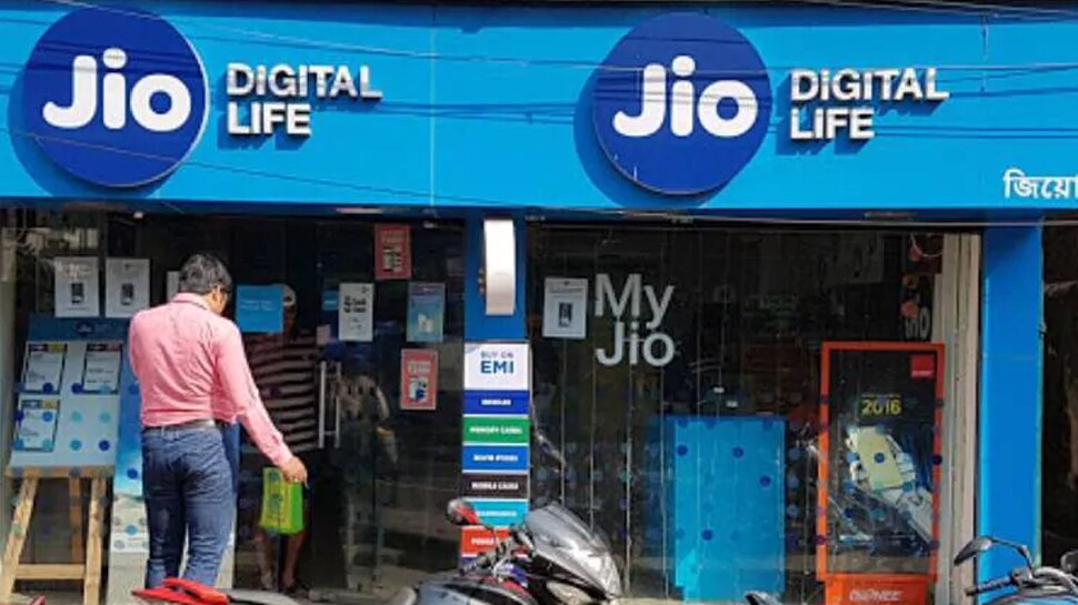 Reliance Jio 56 Days With 1.5GB Daily Data Plan Is Much Better Than