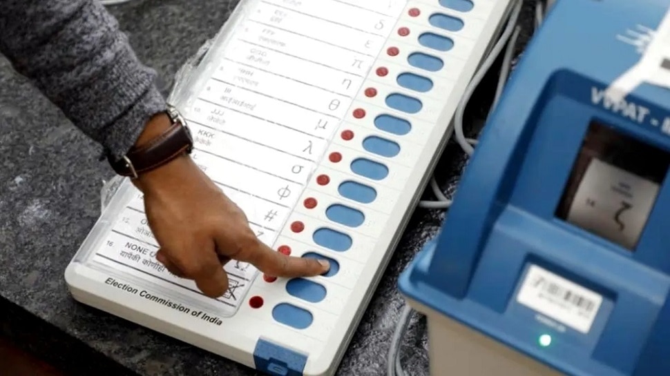 लोग कुछ भी कहेंगे पर...क्या आसानी से हैक हो सकती है EVM? जानें हर सवाल का जवाब