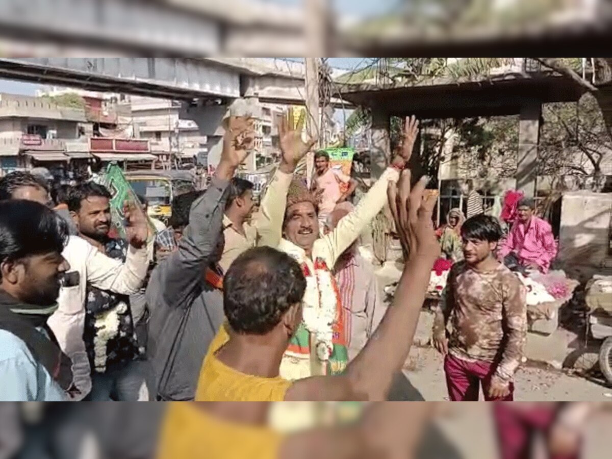 कोटा में मुस्लिम संगठन यूपी में बीजेपी की जीत का मना रहे जश्न
