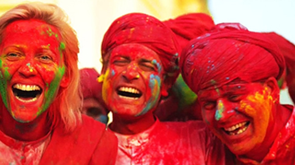 holi-2022-know-easy-tips-of-how-to-remove-color-from-clothes