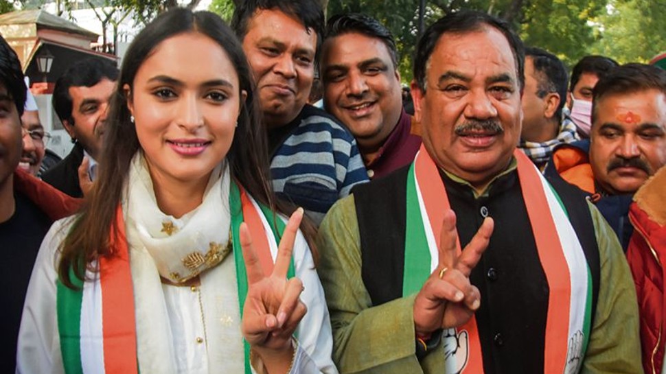 "हरक सिंह रावत के चुनावी मौसम का विज्ञान नहीं आया काम, खुद ही पैर पर मारी कुल्हाड़ी" "हरक सिंह रावत के चुनावी मौसम का विज्ञान नहीं आया काम, खुद ही पैर पर मारी कुल्हाड़ी"