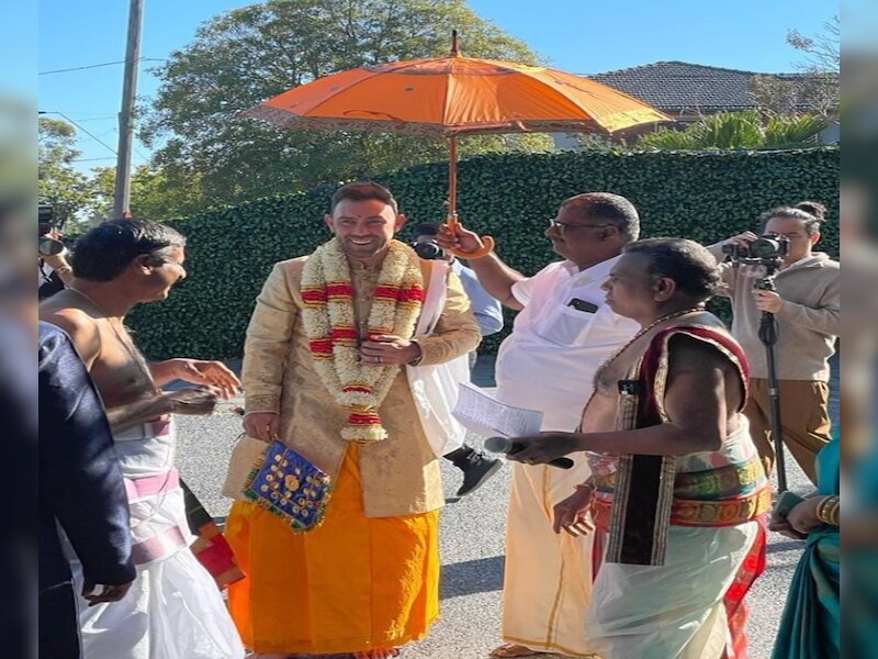 विदेश दामाद का जोरदार स्वागत