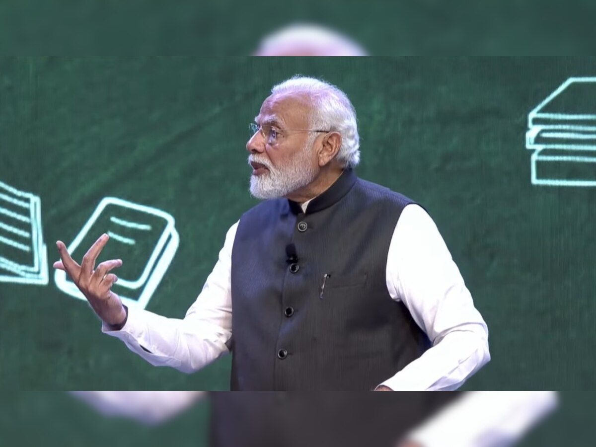 PM Modi Pariksha Pe Charcha 2022: PM मोदी बोले- हर परिवार के लिए बेटी बहुत बड़ी शक्ति, इसे पीछे छोड़ने वाला समाज आगे नहीं बढ़ सकता