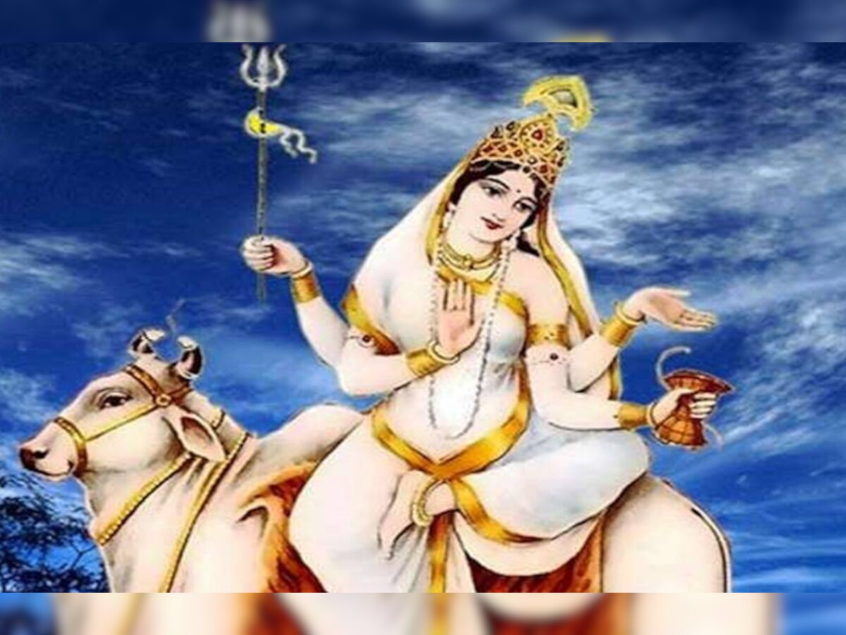 Shailputri Puja Vidhi: जानिए क्या है माता शैलपुत्री की कथा, जन्म रहस्य, पूजा विधि और मंत्र