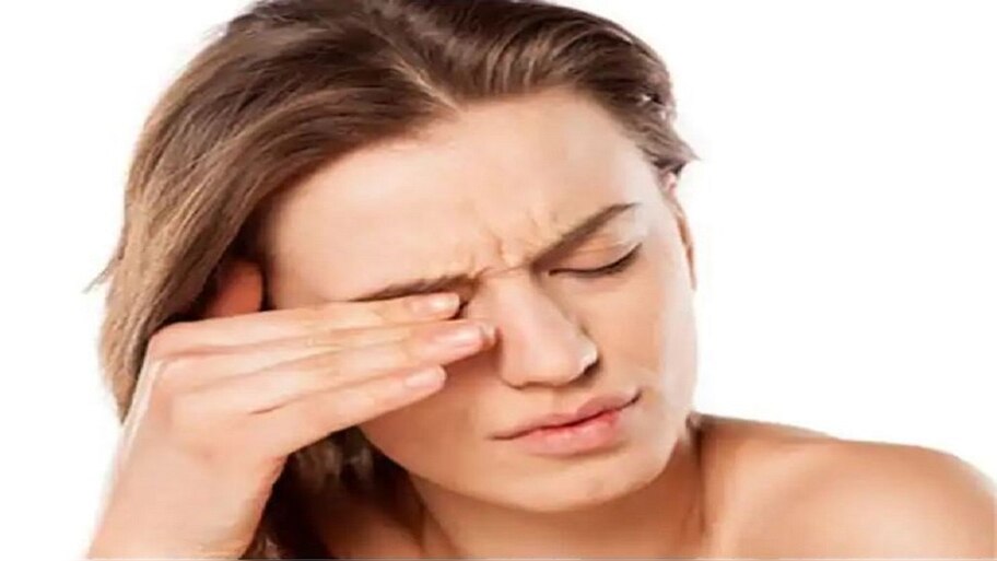 What is the reason behind Eye twitching? know reason here