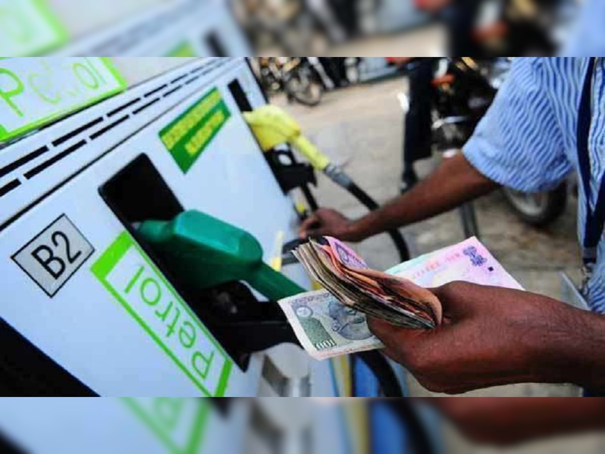 Petrol Diesel Price: आम आदमी का बिगड़ा बजट, फिर बढ़े पेट्रोल-डीजल के दाम, जानें यूपी के शहरों में क्या है ईंधन का हाल?