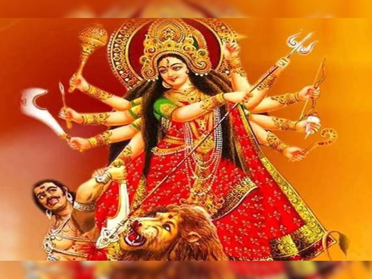 Durga Saptshati Path in Navratri: दुर्गा सप्तशती पाठ की आसान विधि से करिए नवरात्र पूजा