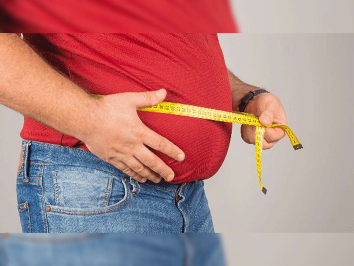 डेली एक्सरसाइज के बाद भी नहीं घट रहा Belly Fat, तरुंत छोड़ दे ये 5 आदतें