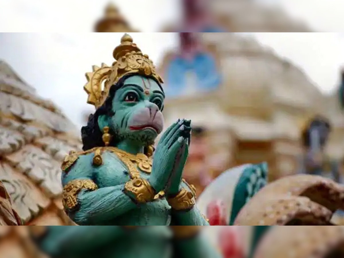 Hanuman Jayanti 2022 Muslim man immersed in devotion of ...
