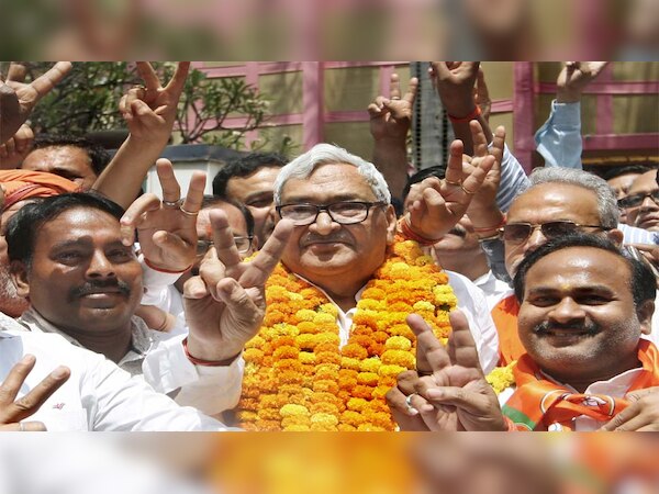 प्रयागराज से भाजपा के के.पी. श्रीवास्तव 