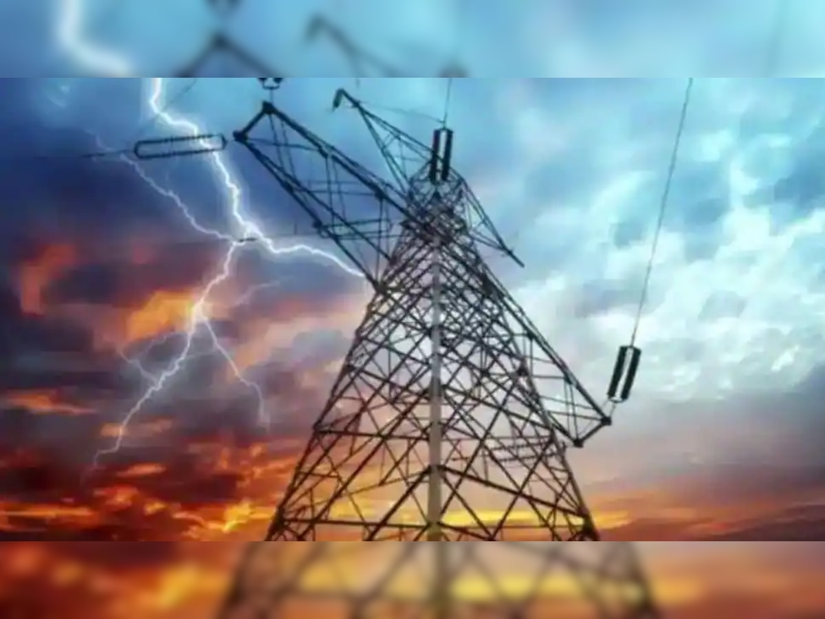 Electricity Crisis: तीन राज्यों में गहरा सकता है बिजली संकट, ऊर्जा मंत्री ने की बैठक