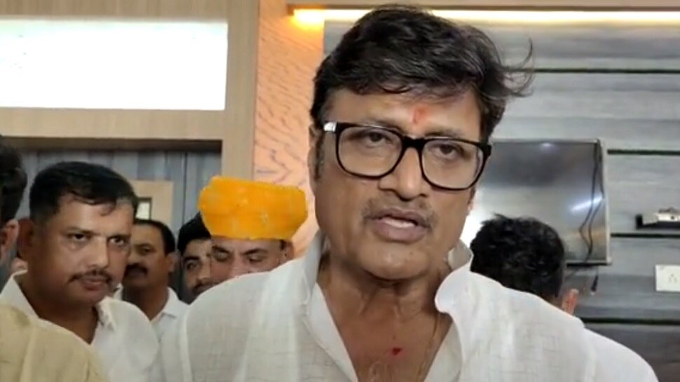 BJP leader Rajendra Rathod attacks on CM Gehlot says he failed to ...
