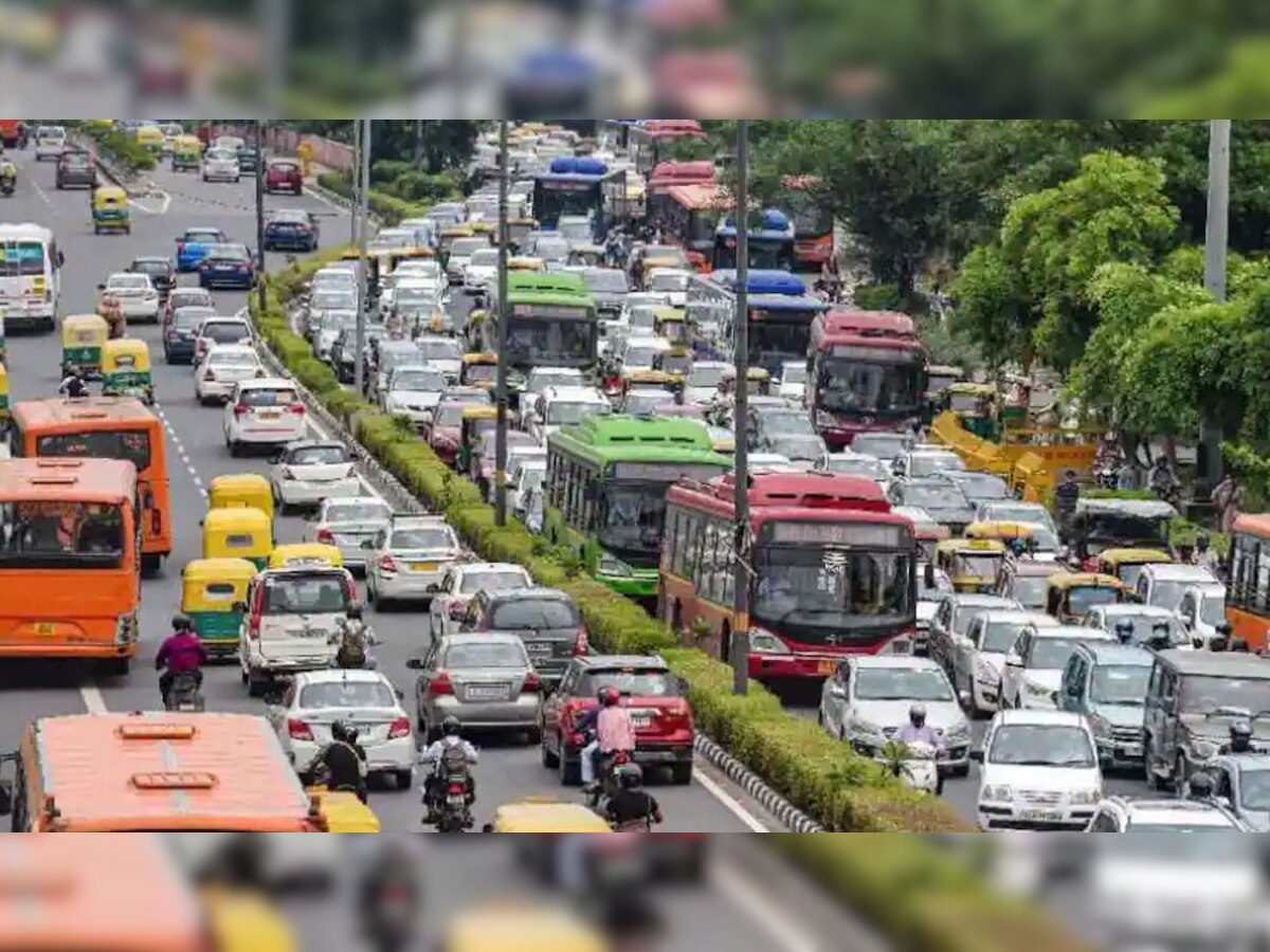 Delhi Road Tax: कार खरीदना हो जाएगा और महंगा, रोड टैक्‍स बढ़ाने की तैयारी में सरकार