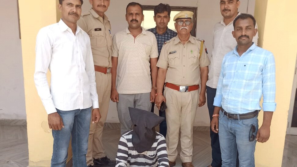 Police constable robbery case revealed one accused arrested | पुलिस ...