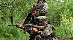 Encounter In J&K: मुठभेड़ के दौरान 2 आतंकी ढेर, PM के दौरे से दो दिन पहले एनकाउंटर