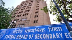 CBSE सिलेबस से हटा मुगल दरबारों का इतिहास, नेहरू का गुटनिरपेक्ष आंदोलन