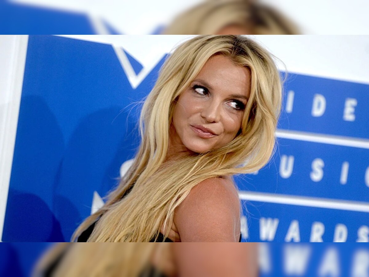 Britney Spears: पॉप स्टार ब्रिटनी स्पीयर्स ने किया दुनियावालों से दूर रहने का फैसला, बताई गई ये वजह