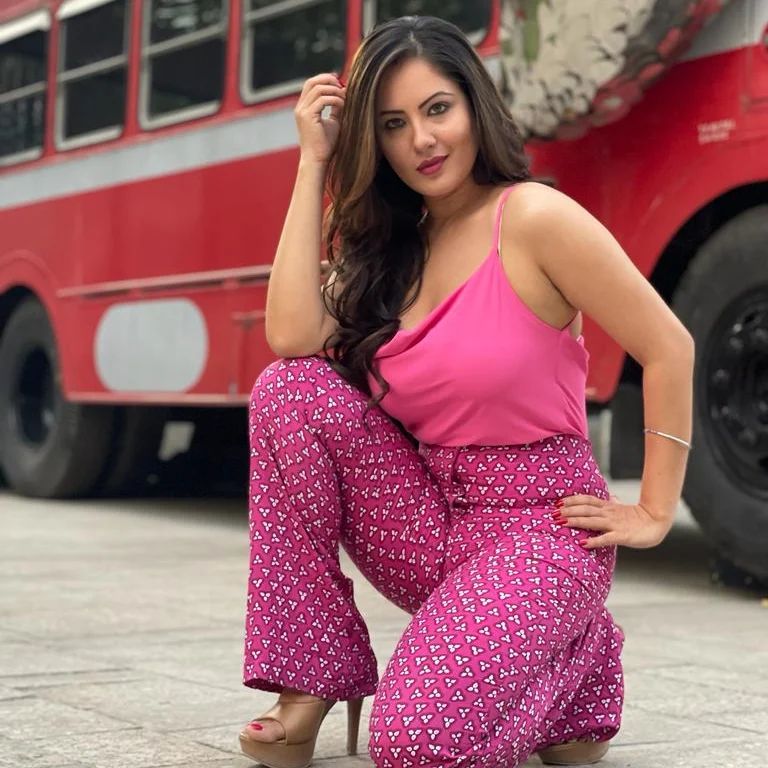 Mahadev Fame Parvati Aka Puja Banerjee Shows Bold Curves In Strappy Dress Puja Banerjee Post 