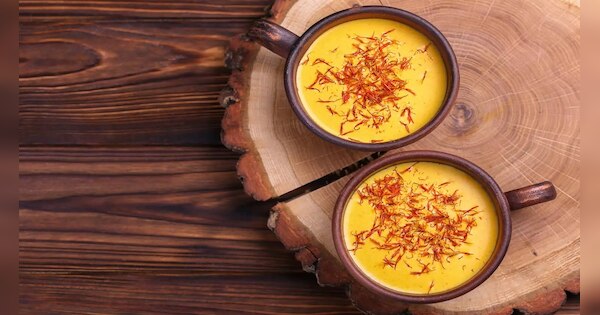 kesar milk benefits for men know easy recipe to make kesar milk at home ...