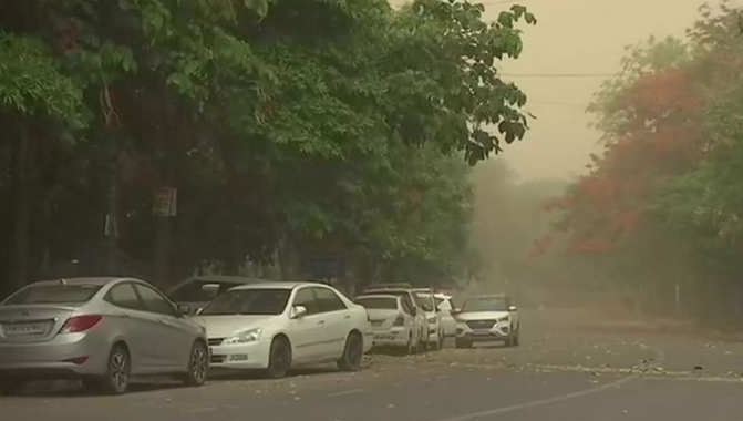 Delhi Weather Update: बदलेगा मौसम, मई में इस दिन आएगी आंधी और पड़ेंगे छींटे