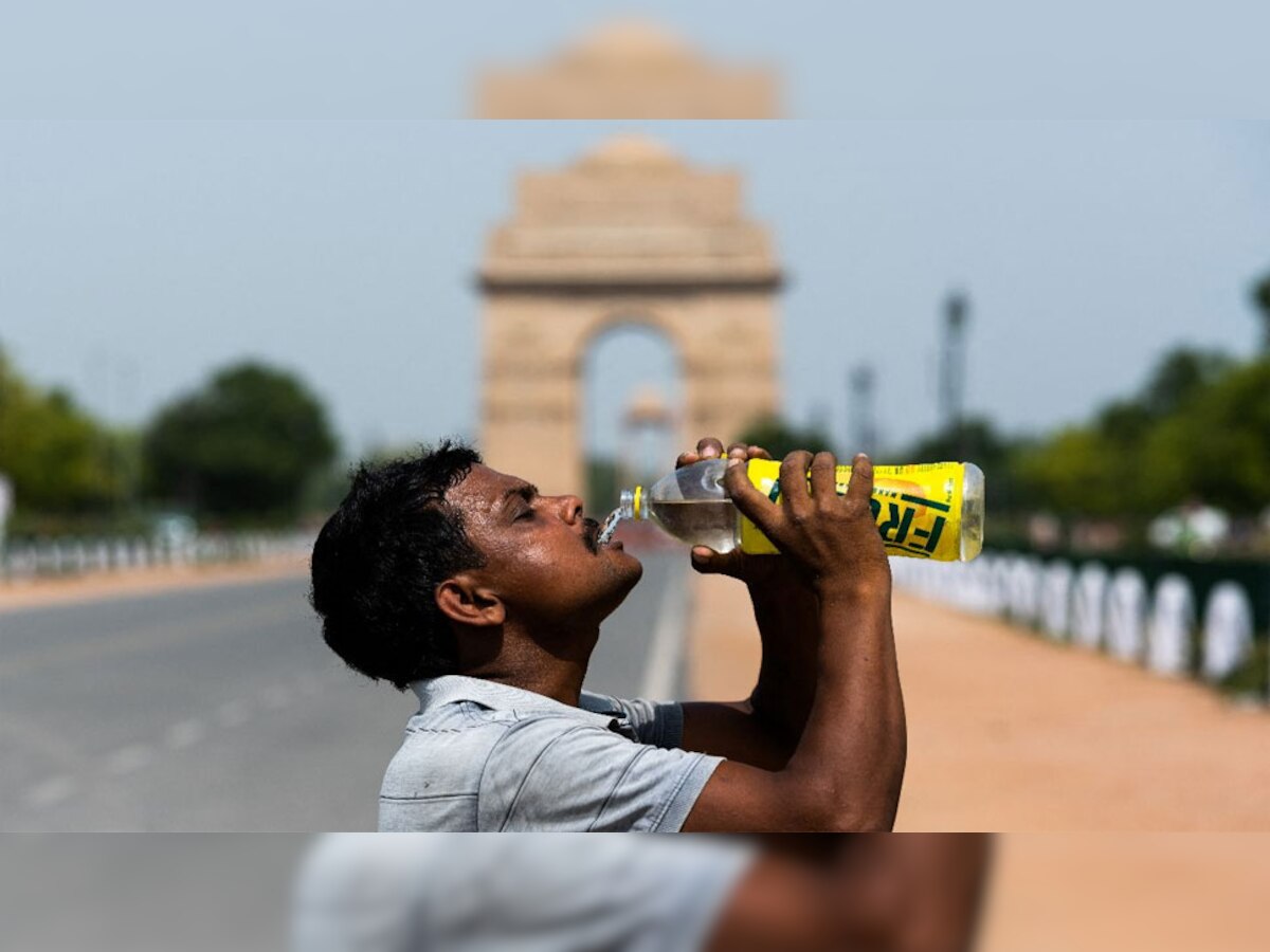Delhi Temperature: गर्मी में देखने को मिली अजीबोगरीब घटना, हर 5 KM पर बदल रहा तापमान
