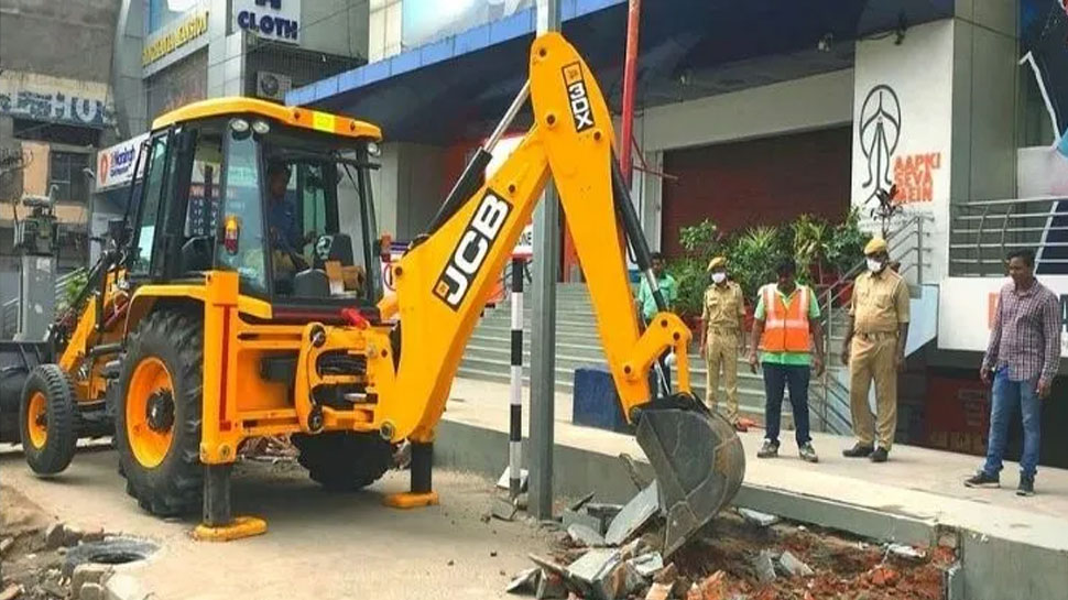 Bulldozer action in delhi shaheen bagh on May 9 smcd issued notice on jahangirpuri violence |  Bulldozer Action: Blue print of Bulldozer Action ready in Delhi, will be held at Shaheen Bagh on 9th May.