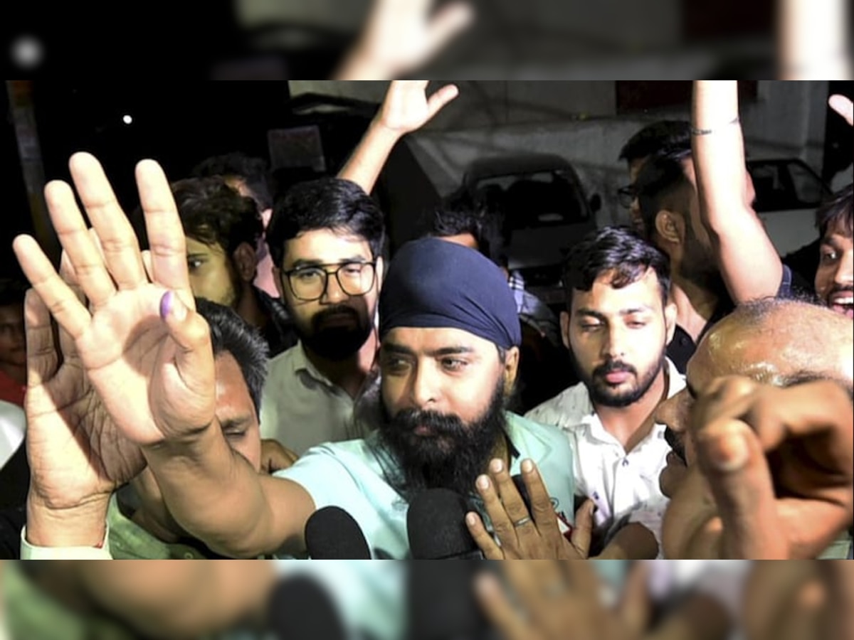 Tajinder Bagga: तजिंदर बग्गा के खिलाफ एक और वारंट, कोर्ट ने कहा- 'गिरफ्तार कर पेश करो'