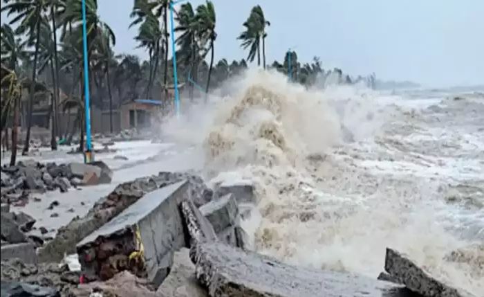 Cyclone: ओडिशा और आंध्र प्रदेश में चक्रवाती तूफान को लेकर IMD ने जारी किया अपडेट