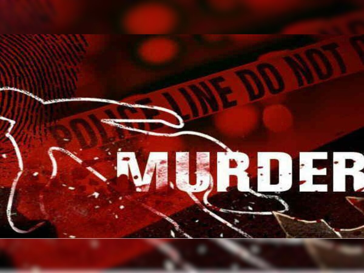 Delhi Murder: ब्रेकअप से आगबबूला हुआ सिरफिरा, गर्लफ्रेंड को पुलिस के सामने ही काट डाला