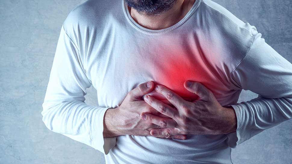 Heart Attack Risk: इन बुरी आदतों की वजह से पड़ता है दिल का दौरा, आज ही करें तौबा