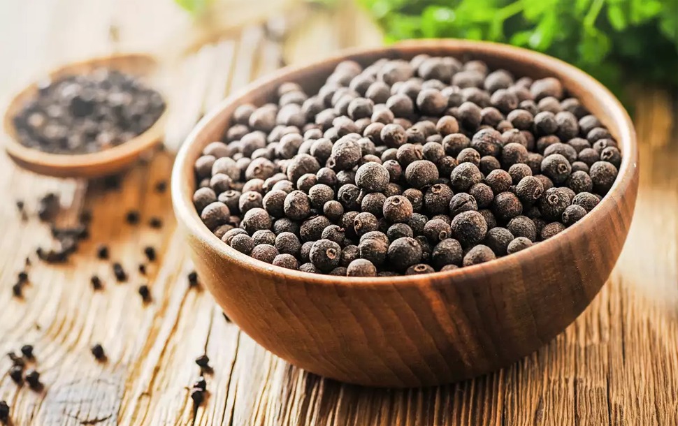 Kali Mirch benefits: शादीशुदा पुरुष रात में खाएं ये काली दिखने वाली चीज, मिलेंगे कमाल के फायदे Kali Mirch benefits: शादीशुदा पुरुष रात में खाएं ये काली दिखने वाली चीज, मिलेंगे कमाल के फायदे